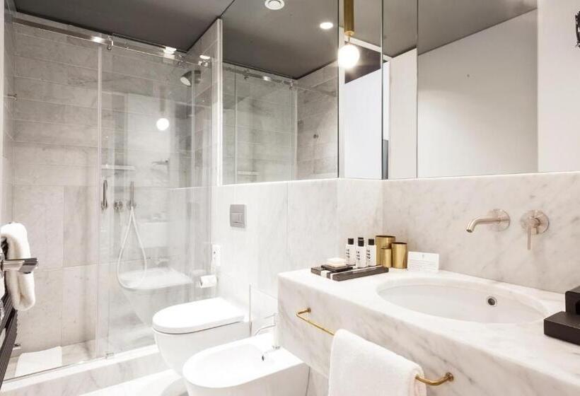 اتاق استاندارد, Senato Hotel Milano