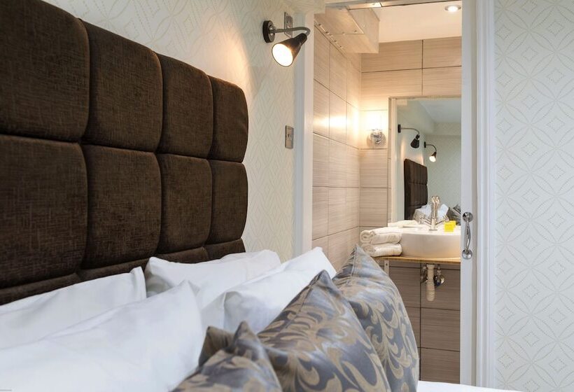 四人标准间, Hotel Shepherds Bush London