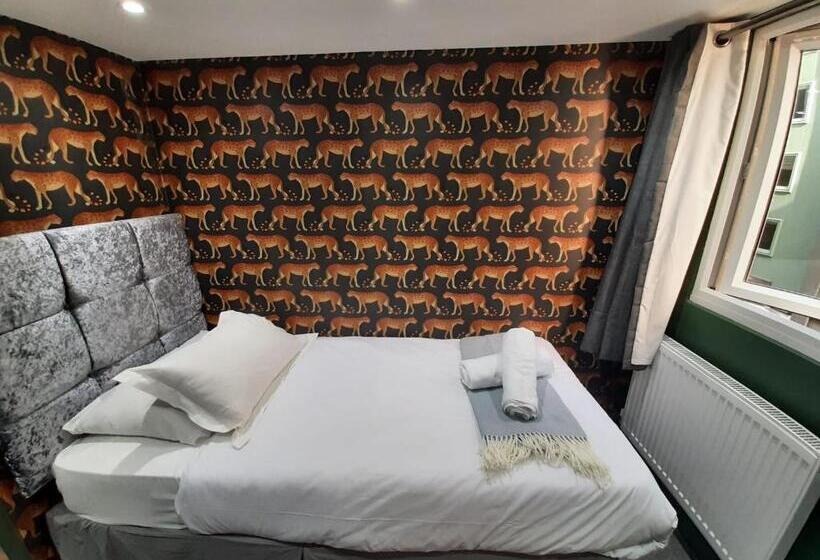 Одноместный Номер Вид на Сад, The Melville Hotel By Rokxy  Kings Cross