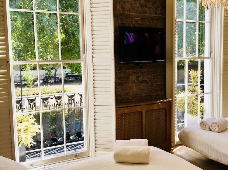 家庭套房, The Melville Hotel By Rokxy  Kings Cross