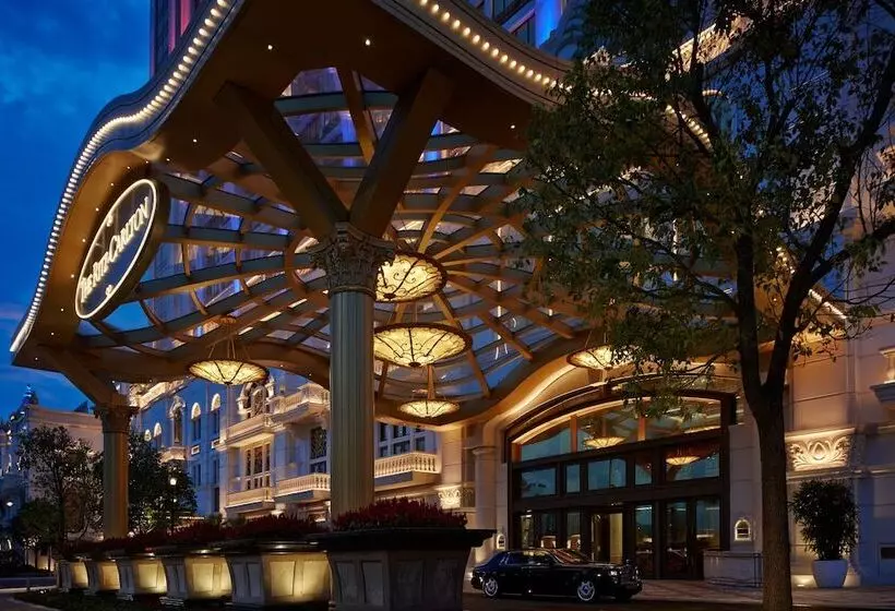سوئیت کلاب, The Ritzcarlton, Macau