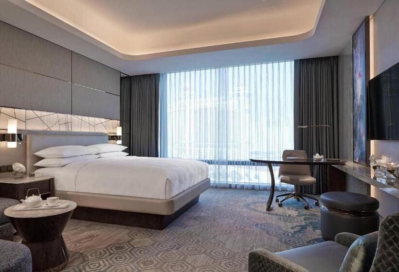 اتاق دلوکس با تخت کینگ و چشم‌انداز شهر, Jw Marriott Hotel Macau