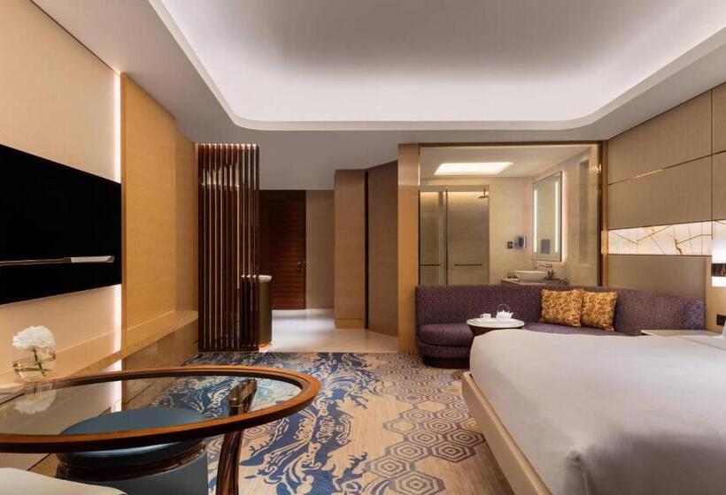 اتاق دلوکس با تخت کینگ و چشمانداز شهر, Jw Marriott Hotel Macau