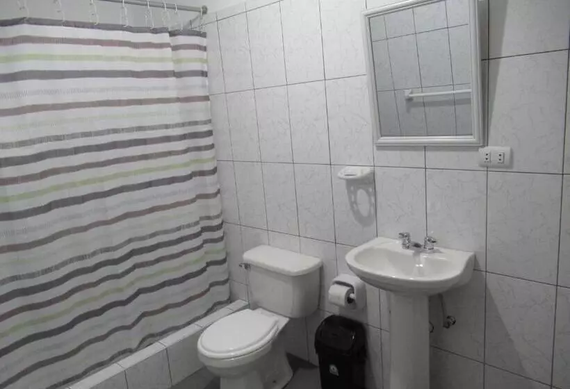 スタンダードシングルルーム, Kurmi Hostel Lima Airport