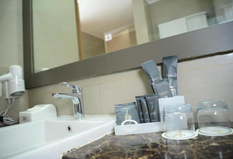 디럭스 룸, Metland Hotel Cirebon By Horison