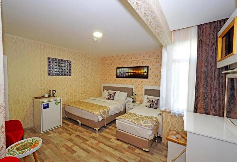 اتاق استاندارد سه نفره, Nagehan Hotel Old City