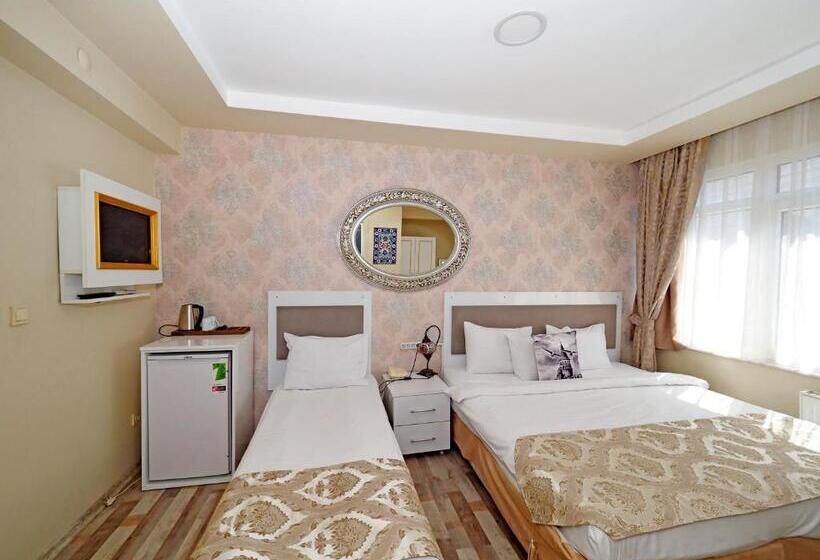 اتاق استاندارد سه نفره, Nagehan Hotel Old City