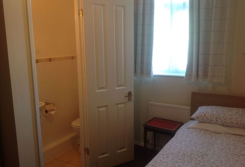 バスルーム共有のシングルスタンダード, Shrewsbury Lodge