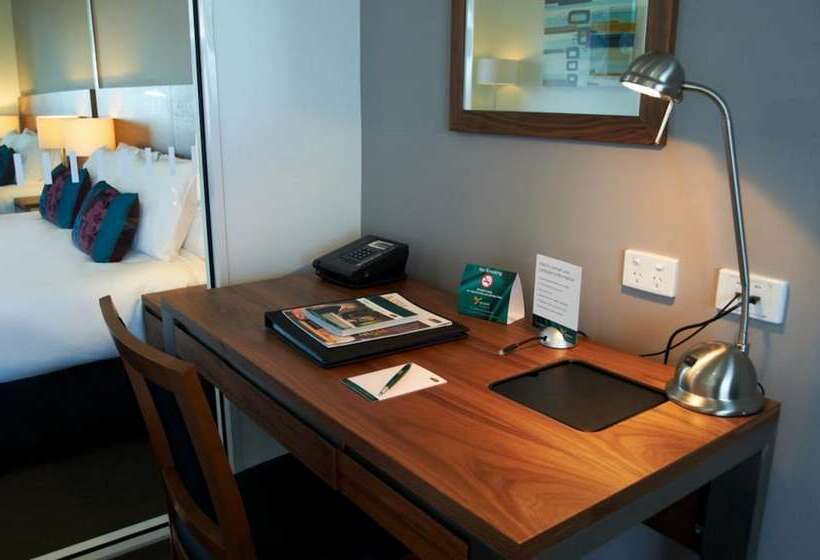 스탠다드 스튜디오, Quest Dubbo