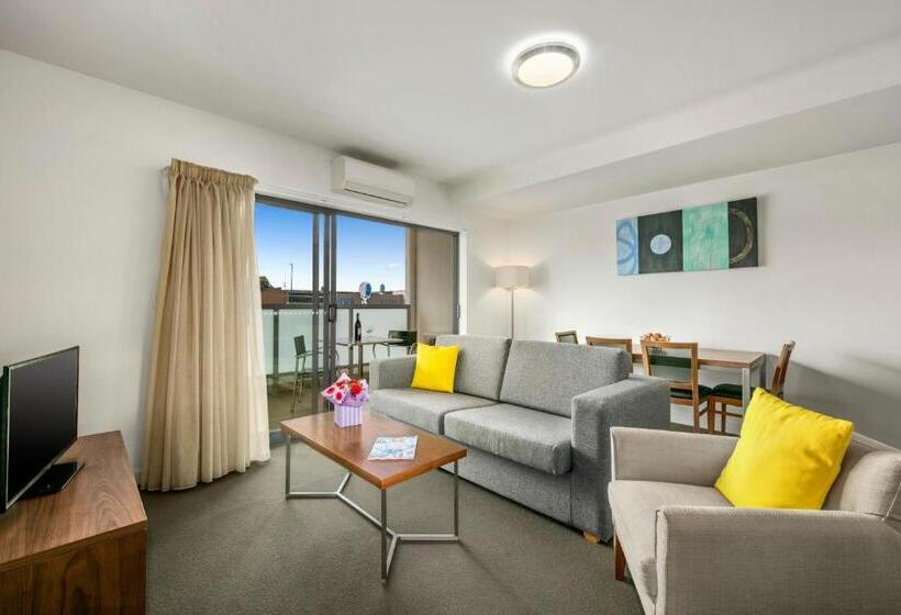 Апартаменты 1 Спальня, Quest Dubbo