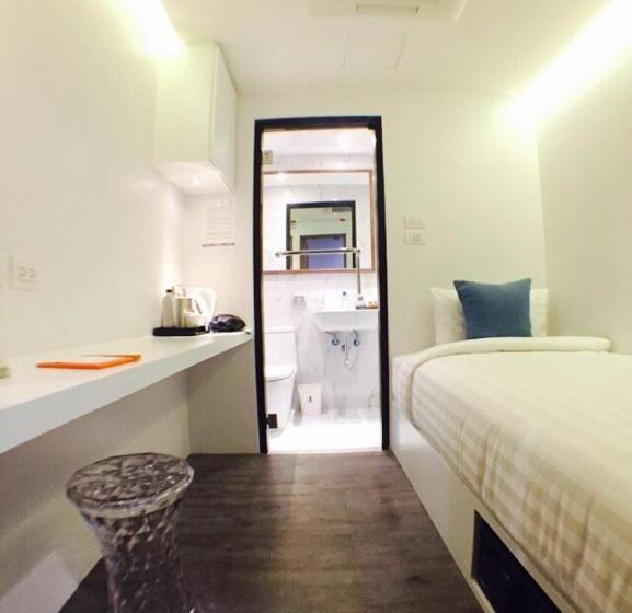Capsule, S Box Sukhumvit