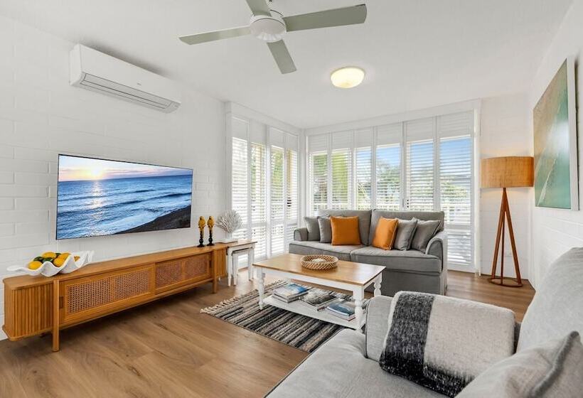 带2个卧室带海景的公寓, Surf Dance