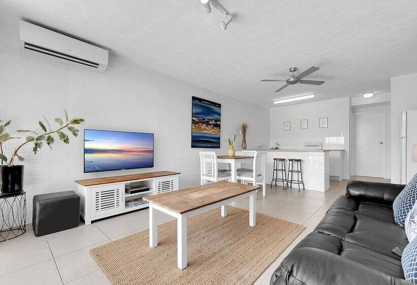 带2个卧室带海景的公寓, Surf Dance