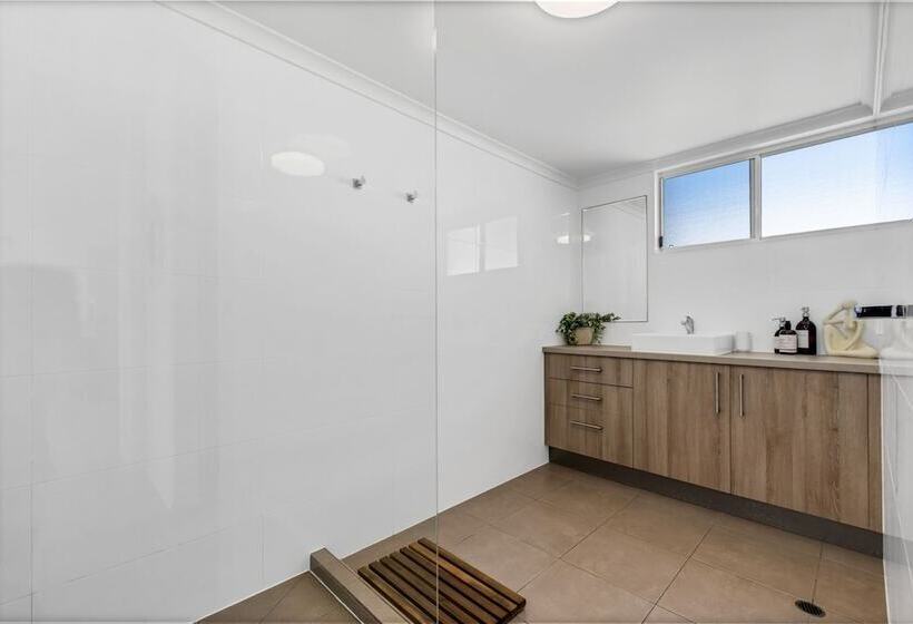 带1间卧室的公寓侧面带海景, Surf Dance