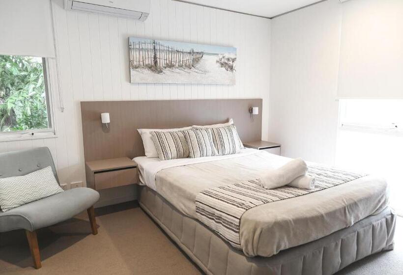 침실 3개 아파트, The Hastings Beach Houses
