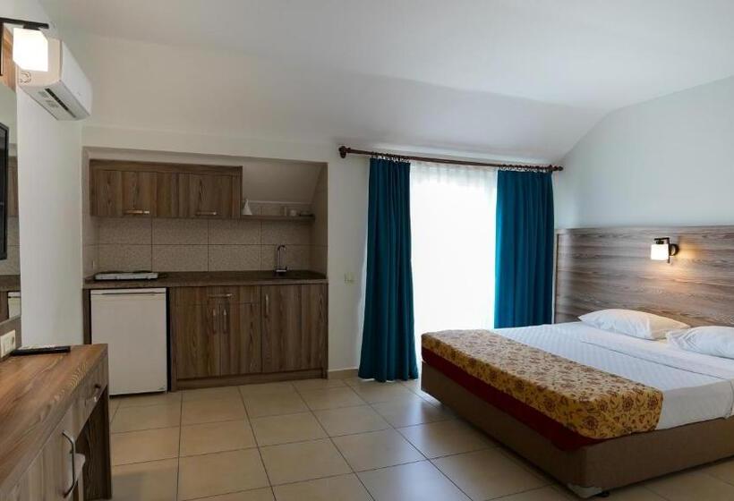 标准工作室, Cleopatra Ada Apart