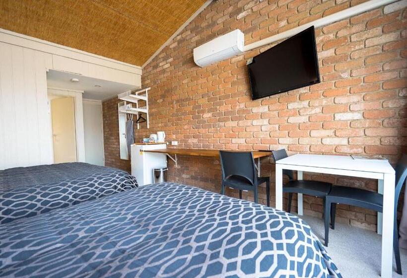 جناح, Farnham Court Motel And Restaurant