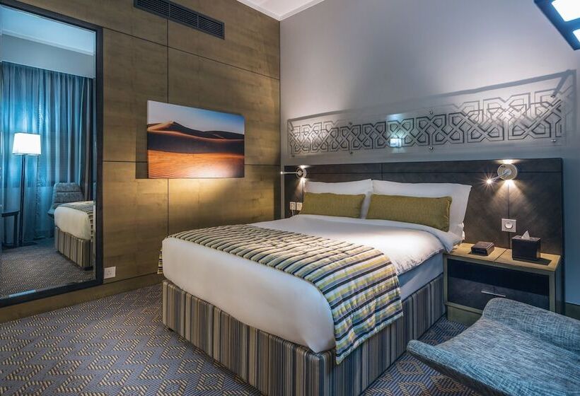 اتاق کلاسیک, Ayla Bawadi