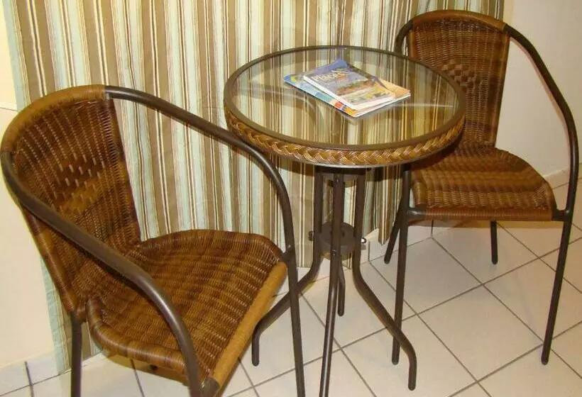 スタンダードシングルルーム, Combate Beach Resort