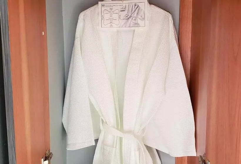 バルコニー付スイート, Combate Beach Resort
