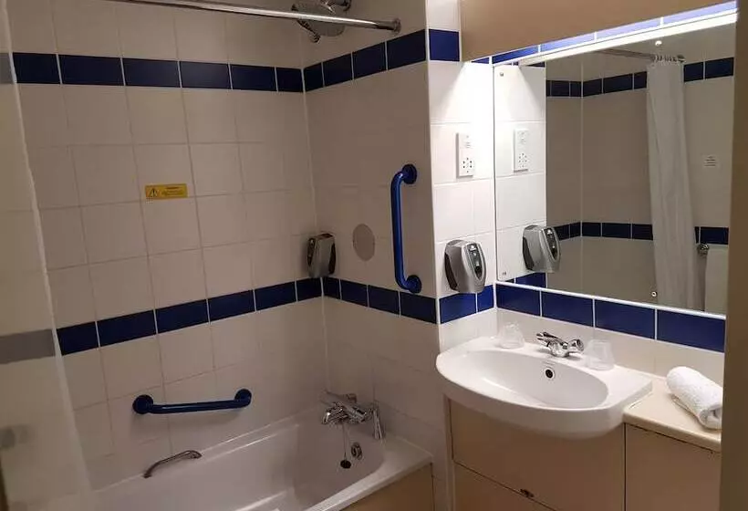 スタンダードルーム, Days Inn Sutton Scotney North