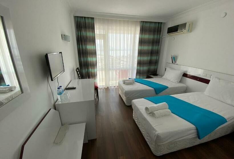 اتاق استاندارد با چشمانداز دریا, Finike Marina