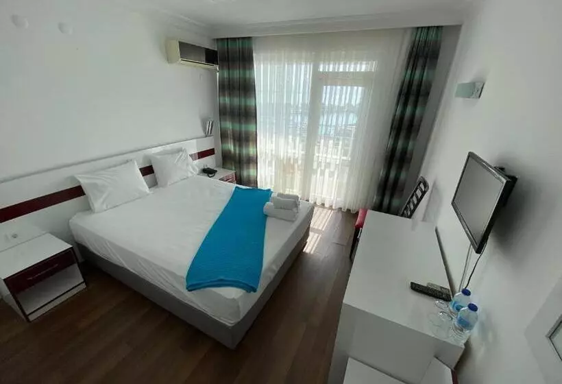 اتاق استاندارد با چشمانداز دریا, Finike Marina