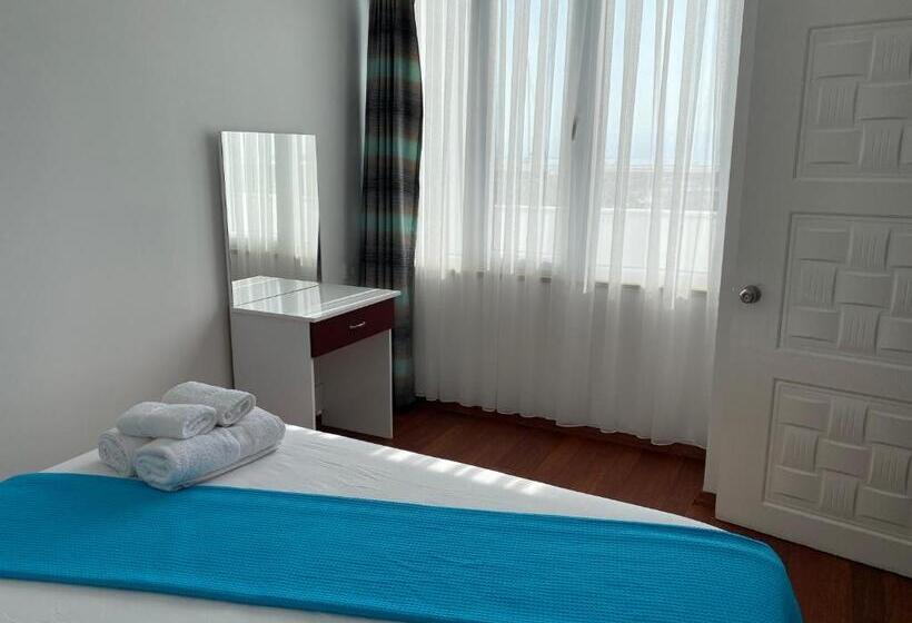 سوییت با چشمانداز دریا, Finike Marina