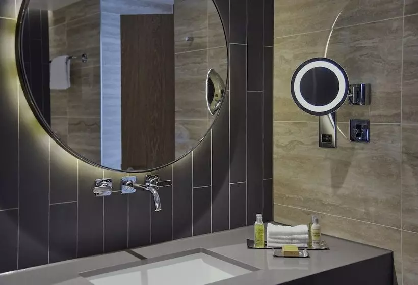 اتاق لوکس, Hilton London Bankside