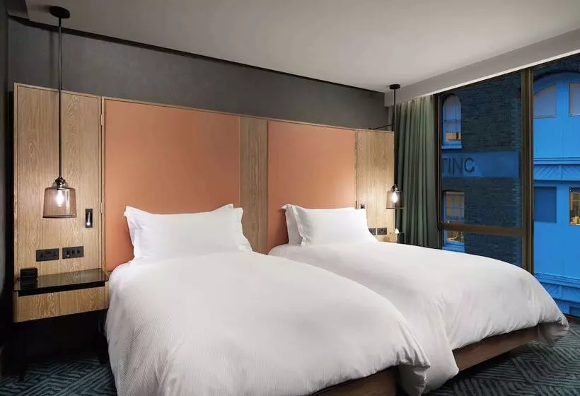 اتاق لوکس, Hilton London Bankside