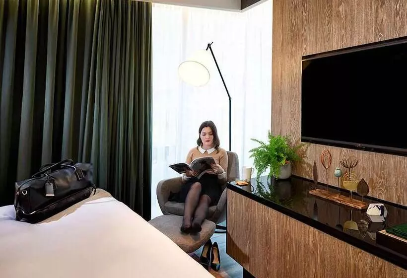 سوییت, Hilton London Bankside