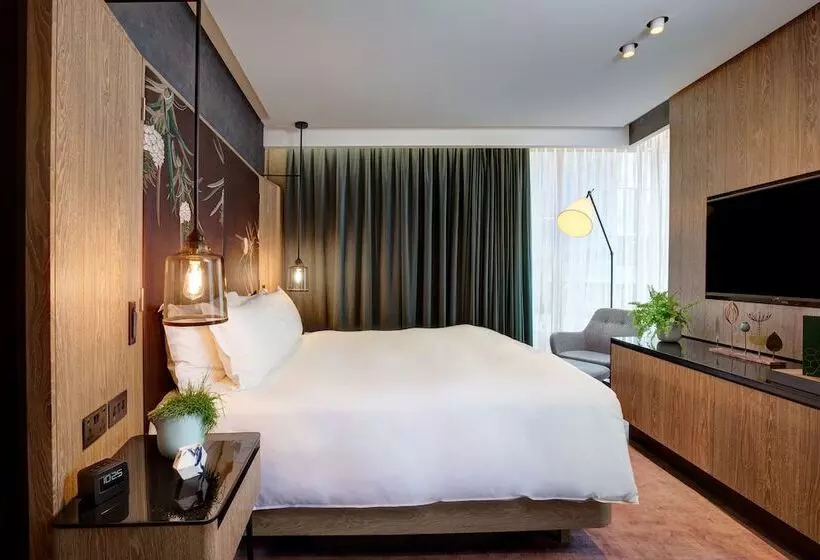سوییت, Hilton London Bankside