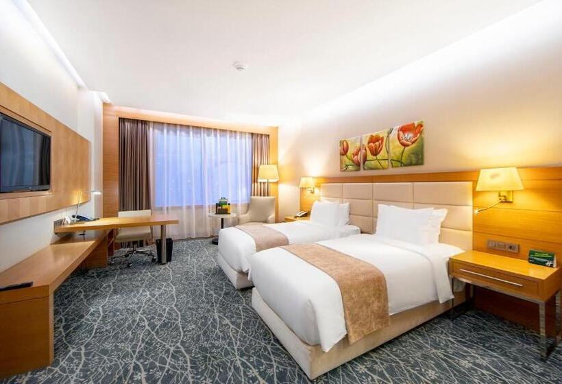 اتاق استاندارد, Holiday Inn Baku, An Ihg