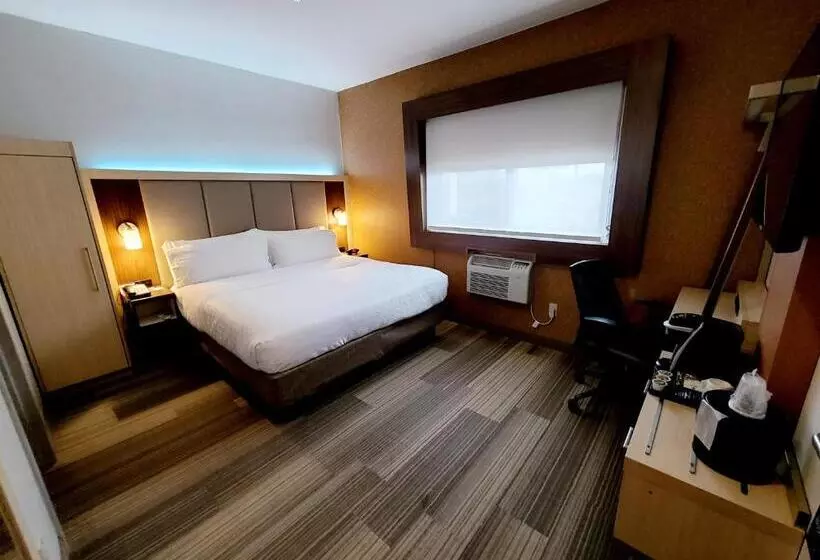 キングサイズベッドのスタンダードルーム, Holiday Inn Express Roslyn, An Ihg