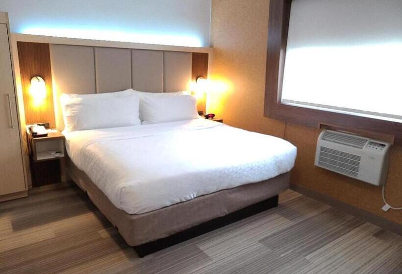 Номер Стандарт Кровать Кинг Адаптированный для Инвалидов, Holiday Inn Express Roslyn, An Ihg