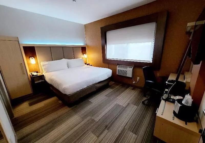 キングサイズベッドのスタンダードルーム, Holiday Inn Express Roslyn, An Ihg