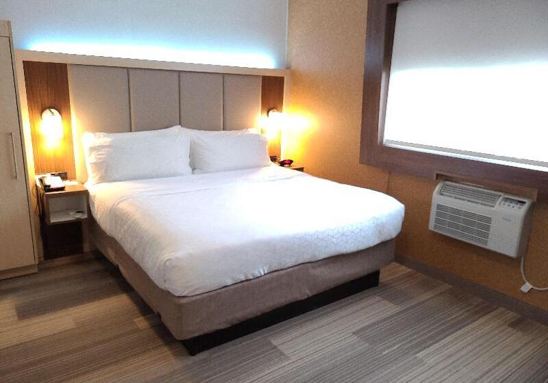 חדר סטנדרט עם מיטת קינג, Holiday Inn Express Roslyn, An Ihg