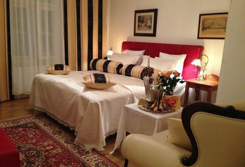 חדר סטנדרט, L Lacko