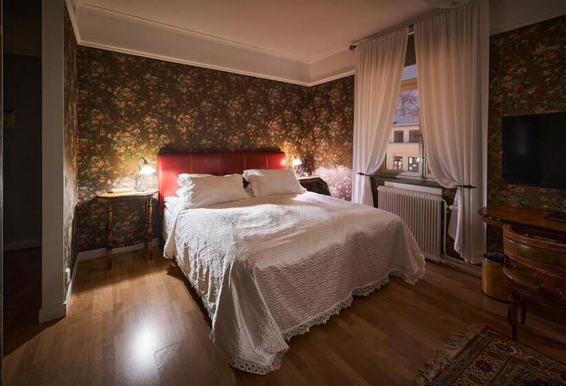 חדר סטנדרט, L Lacko