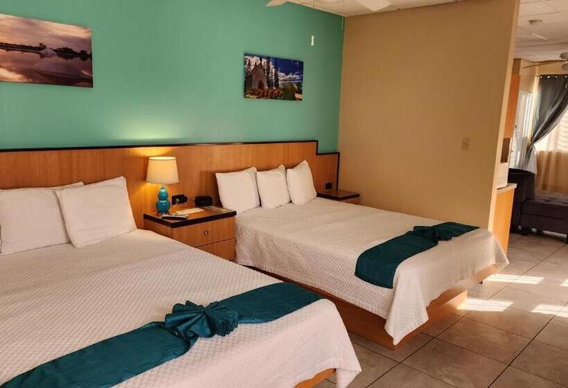 سوییت با چشمانداز استخر, Combate Beach Resort