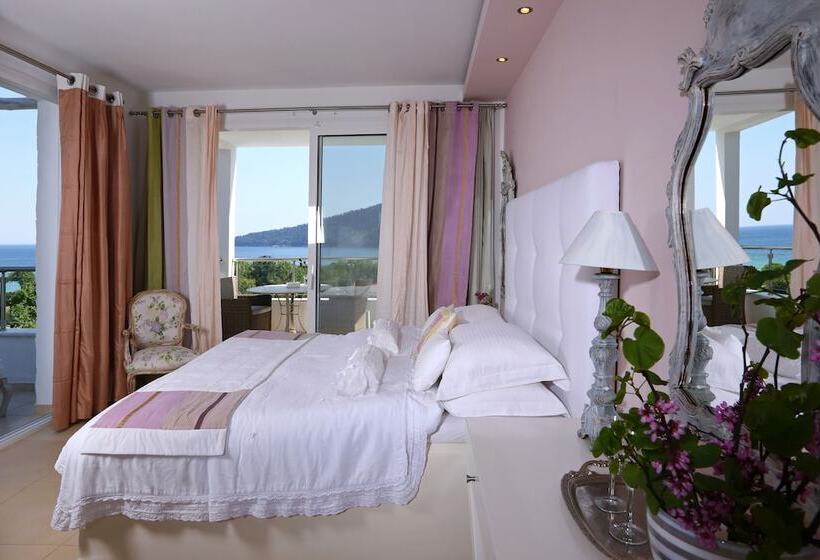 带海景的复工套房, Mare Monte Small Boutique