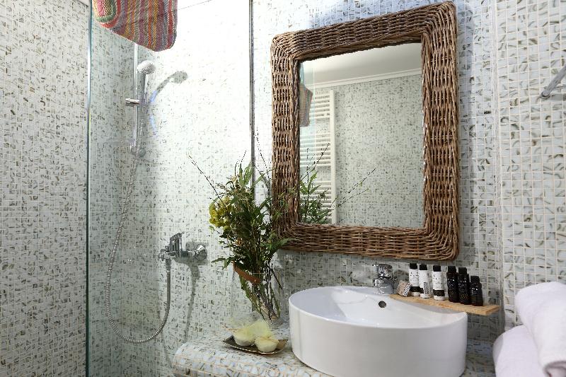 جناح إدارى, Mare Monte Small Boutique