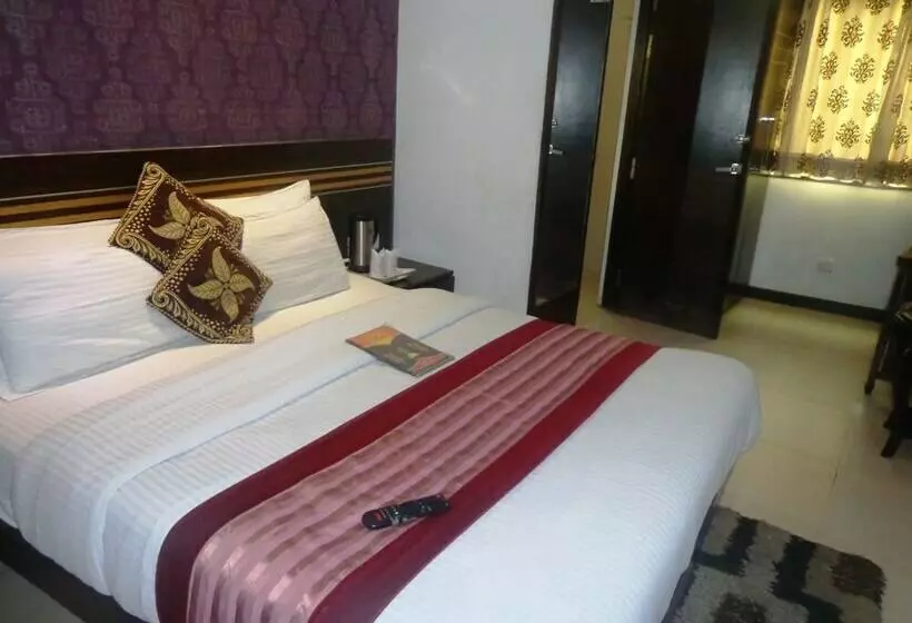 اتاق لوکس, Millennium 2000 Dx