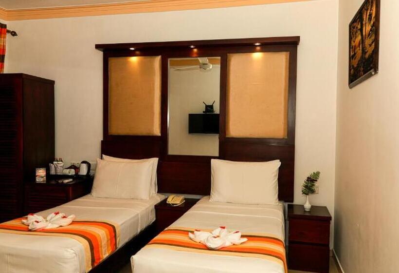 Quarto Deluxe com Sacada, Oak Ray Serene Garden