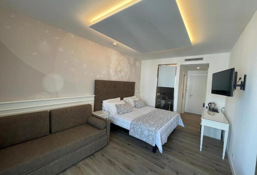 디럭스 주니어 스위트, Park Hotel Cellini