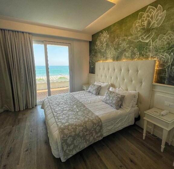 디럭스 룸 바다 전망, Park Hotel Cellini