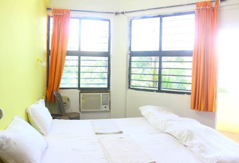 豪华房间, Poonam Village Resort