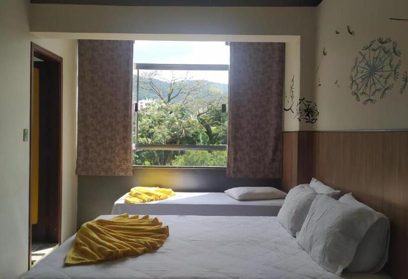 חדר סטנדרט לשלושה, Presidente