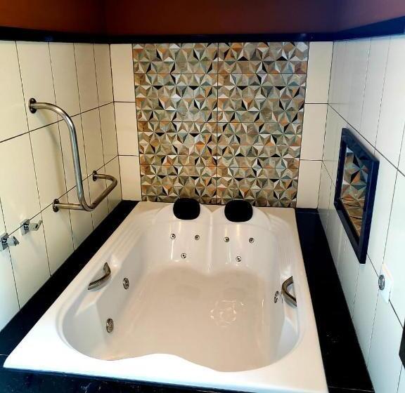 חדר סטנדרט עם ג'קוזי, Presidente