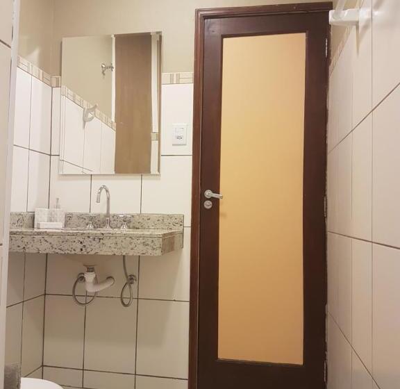 חדר קומפורט, Presidente